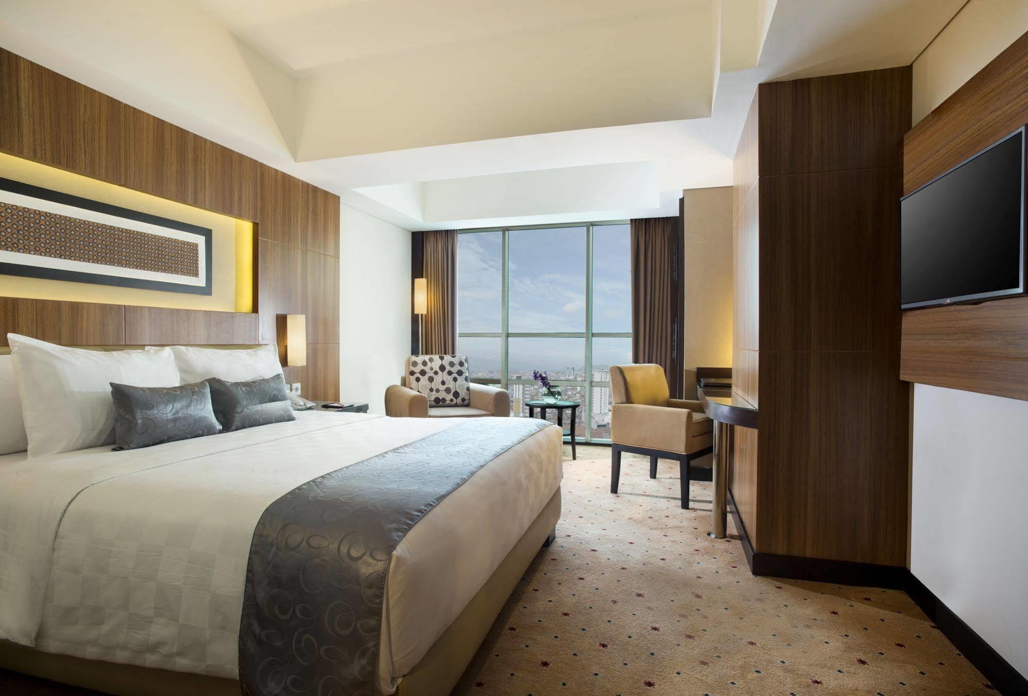 Best Western Premier La Grande Bandung Exterior foto